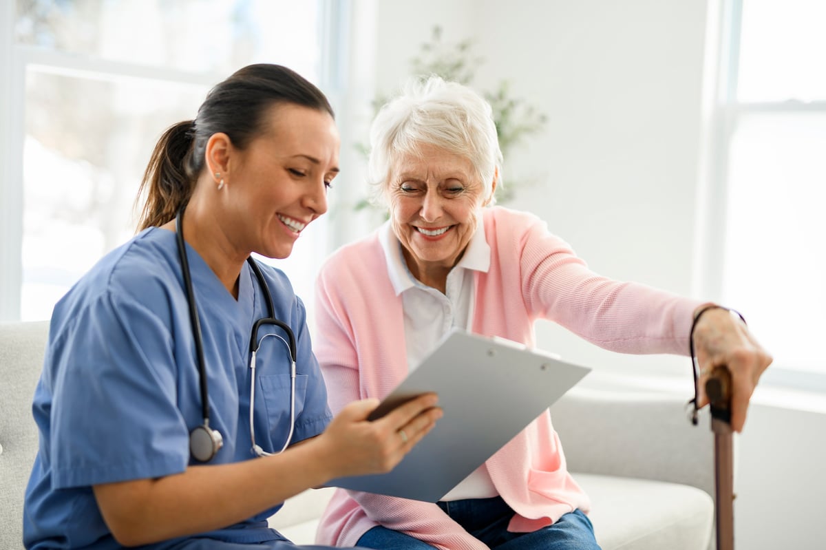 Zorgverlener en patient